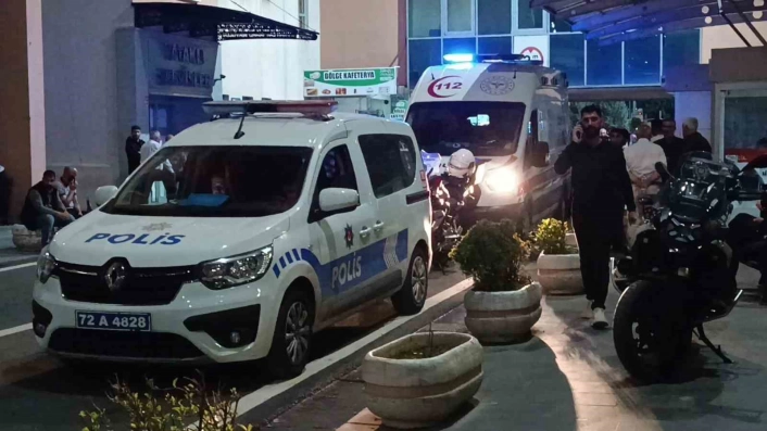 Batmanda motosikletler çarpıştı: 3 ağır yaralı
