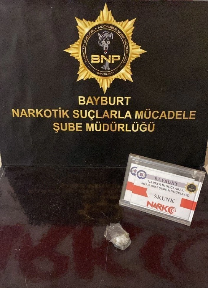 Bayburtta 2 şüpheliye uyuşturucu kullanmaktan işlem yapıldı
