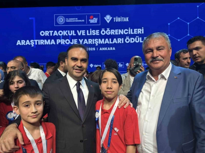 Beyağaçın gururları proje yarışmasında Türkiye 2. oldu
