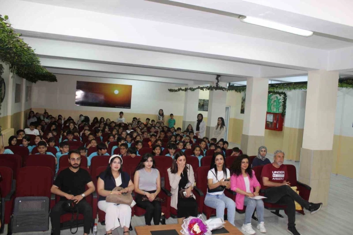 Bingölde ilkokul öğrencilerine deprem gerçeği söyleşisi
