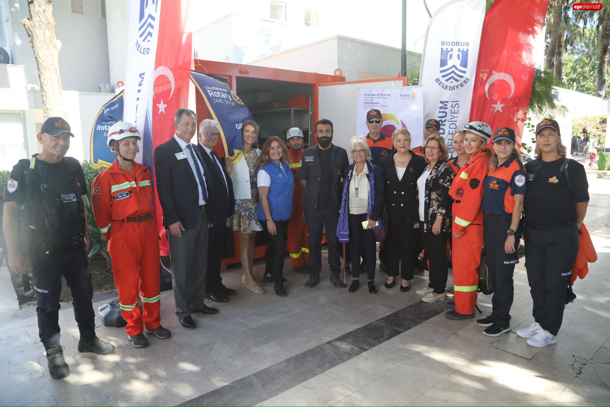 Bodrum'a 6 acil durum konteyneri 