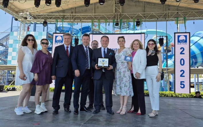 Büyükşehir Belediyesine En İyi Çevre Eğitim Etkinlikleri Ödülü
