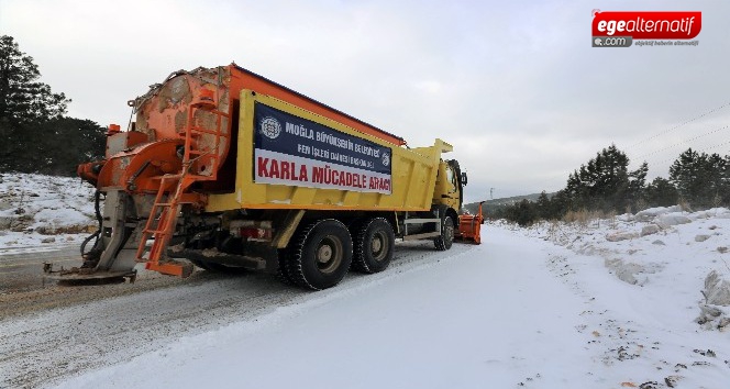 Büyükşehir karla mücadele ekipleri teyakkuzda