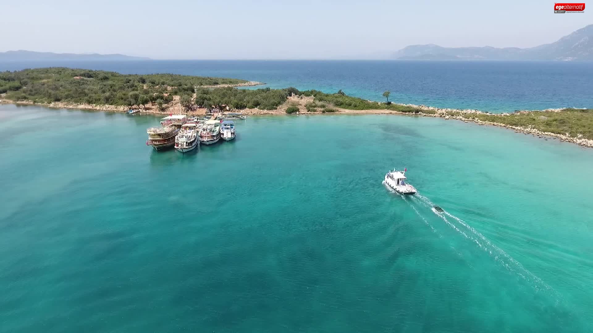 Büyükşehir “Mavi Deniz Temiz Kıyılar” İçin Çalışıyor