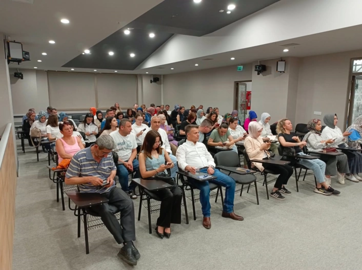 Büyükşehirden muhtarlara personel desteği
