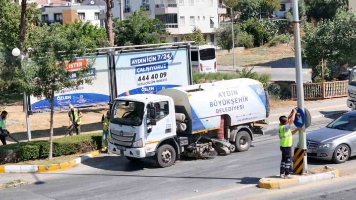 Büyükşehirden Sökede bakım ve temizlik çalışması

