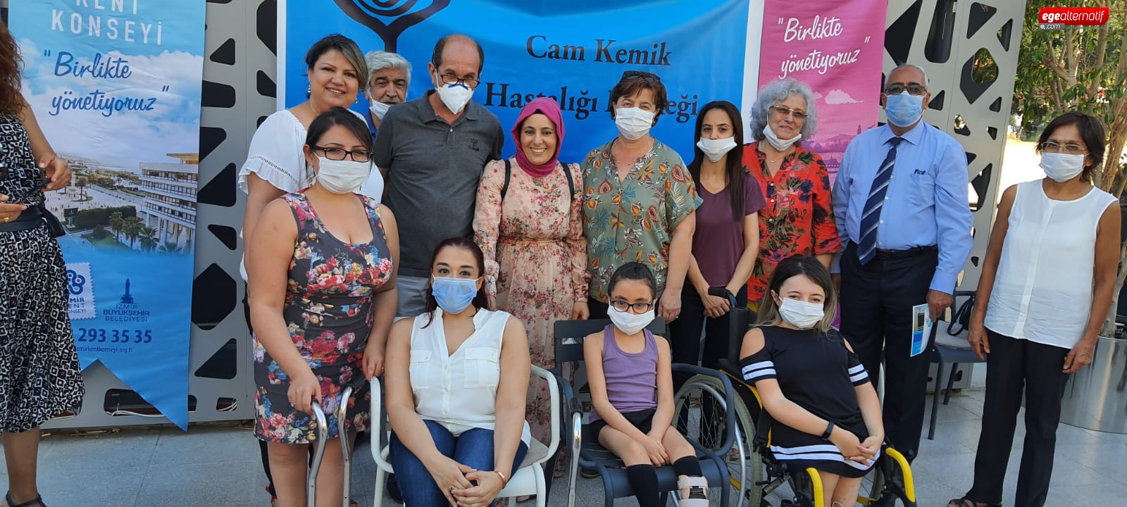 Cam Çocuklara İzmir Kent Konseyinden ''Candan'' destek...