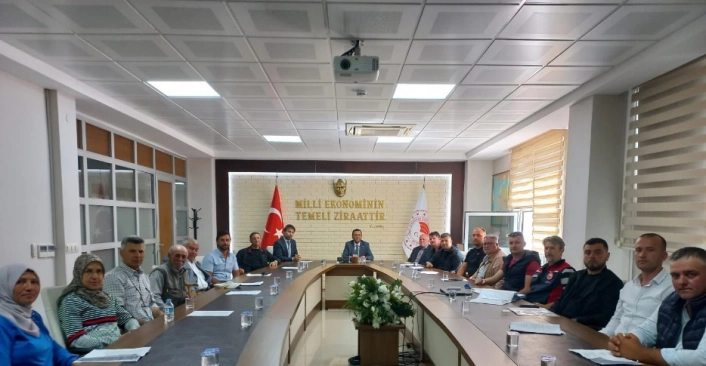 Çanakkalede üreticilere tam hibeli hayvansal gübre deposu
