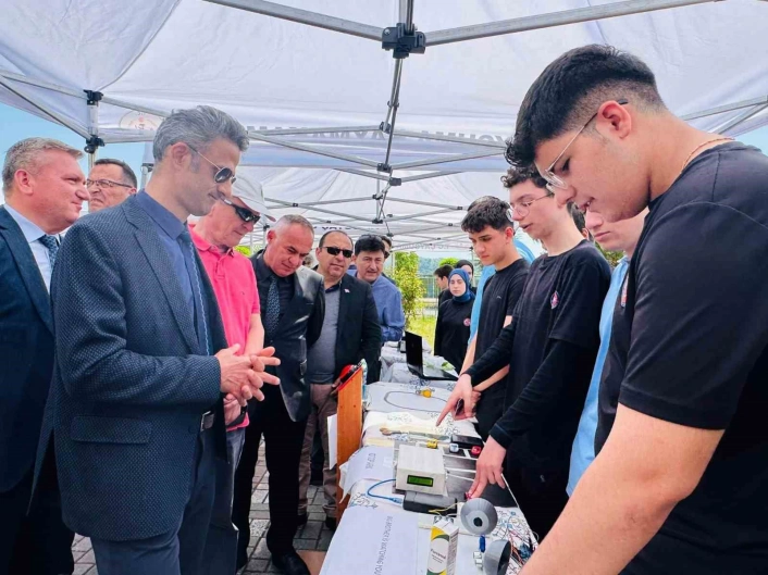 Çaycuma TSO Fen Lisesinde teknoloji ve sanat rüzgârı esti
