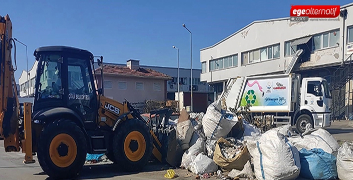 Çiğli Belediyesi’nden Ata Sanayi Sitesi’nde Büyük Temizlik!