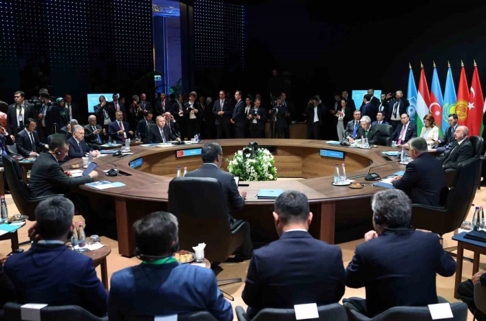 Cumhurbaşkanı Erdoğandan Türk Devletleri Teşkilatı Zirvesinde KKTC için özel çağrı

