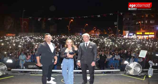 Derya Uluğ'dan Marmarislere müzik ziyafeti