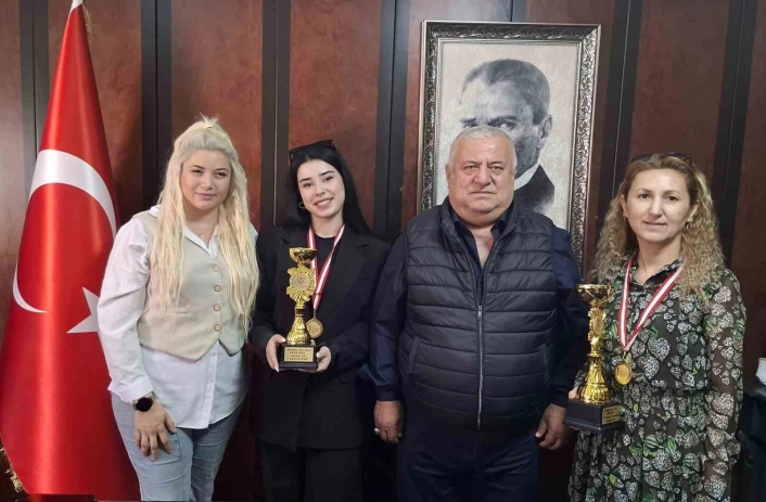 DESOB Başkanı Erbeği, Denizlinin yıldızlarını ağırladı
