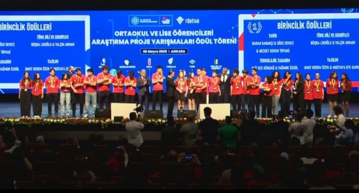 Dumlupınar BİLSEMden TÜBİTAKta 3 Türkiye birinciliği
