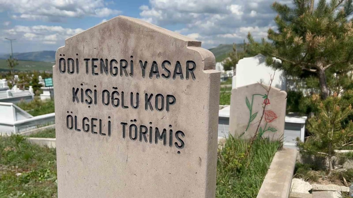 Dünden bugüne Türklerde mezar kültürü
