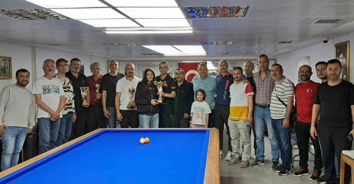 Dünya ve Türkiye 3 bant bilardo şampiyonu Muğlada turnuvaya katıldı
