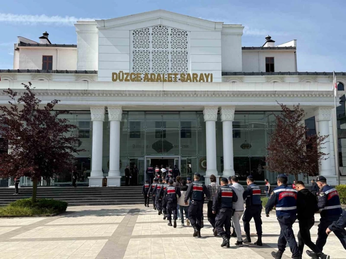 Düzcede uyuşturucudan 18 kişi tutuklandı
