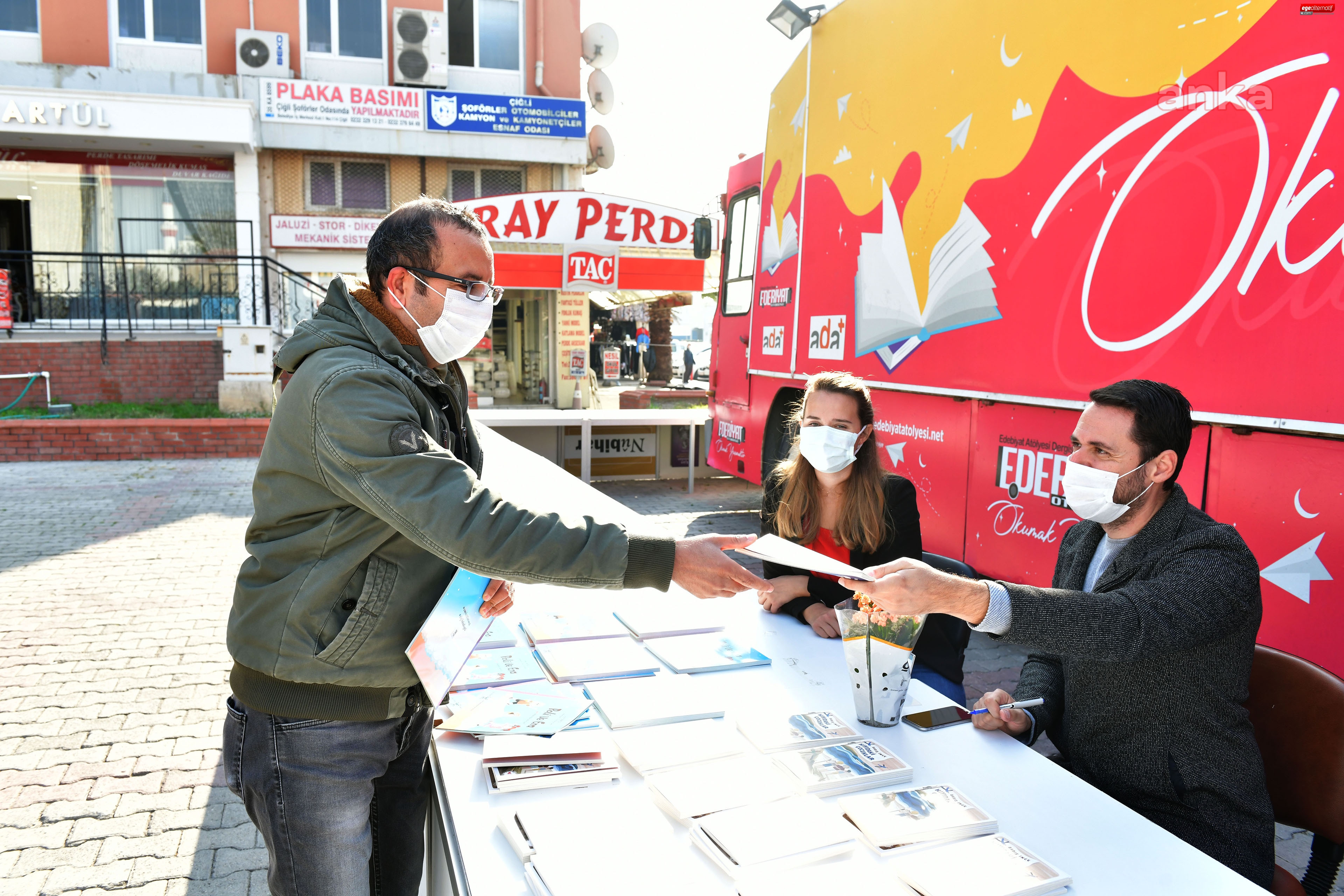 Edebiyatseverler Çiğli'de buluştu