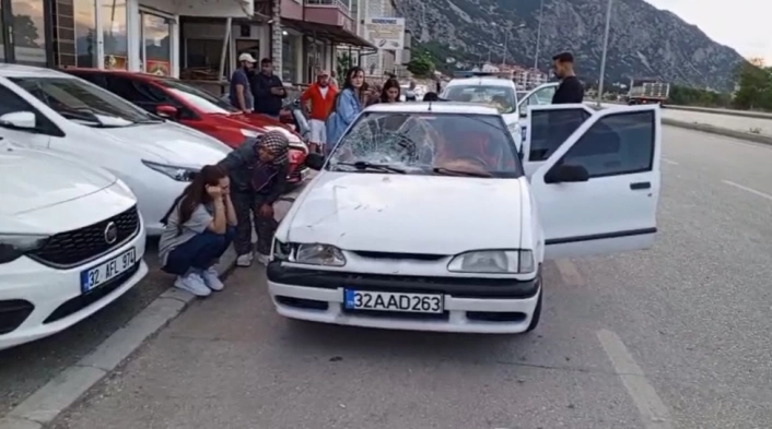 Eğirdirde otomobilin çarpığı yaya yaralandı
