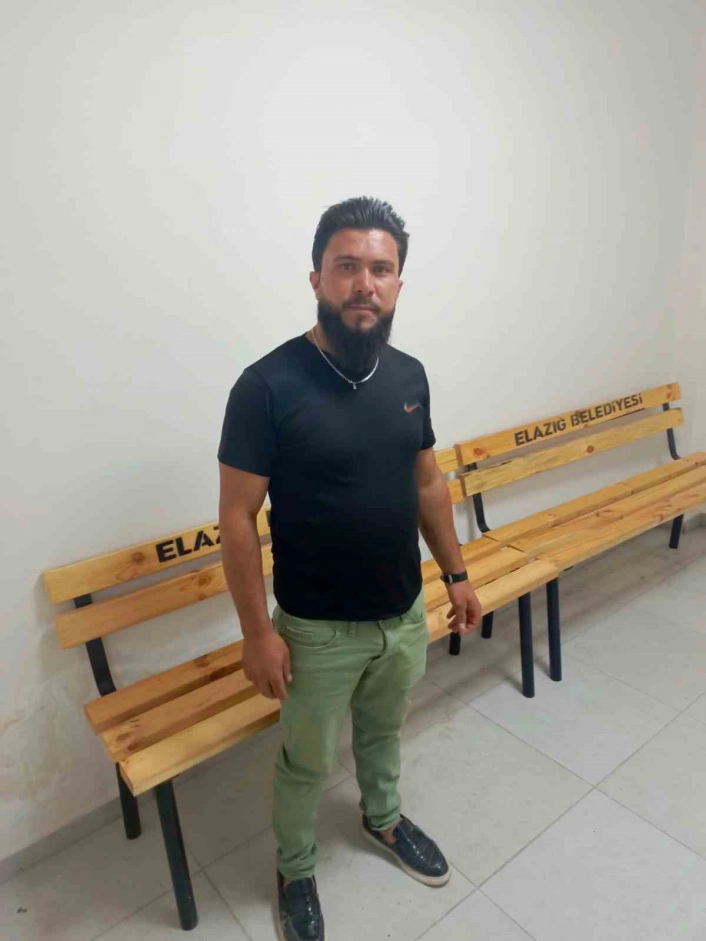 Elazığda aranması bulunan şahıs, zabıta ekiplerince yakalandı
