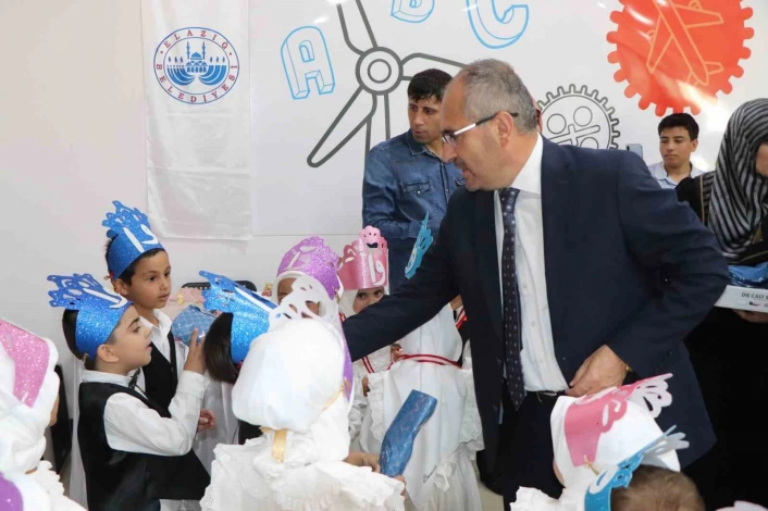 Elazığda Kuran kursunda mezuniyet heyecanı
