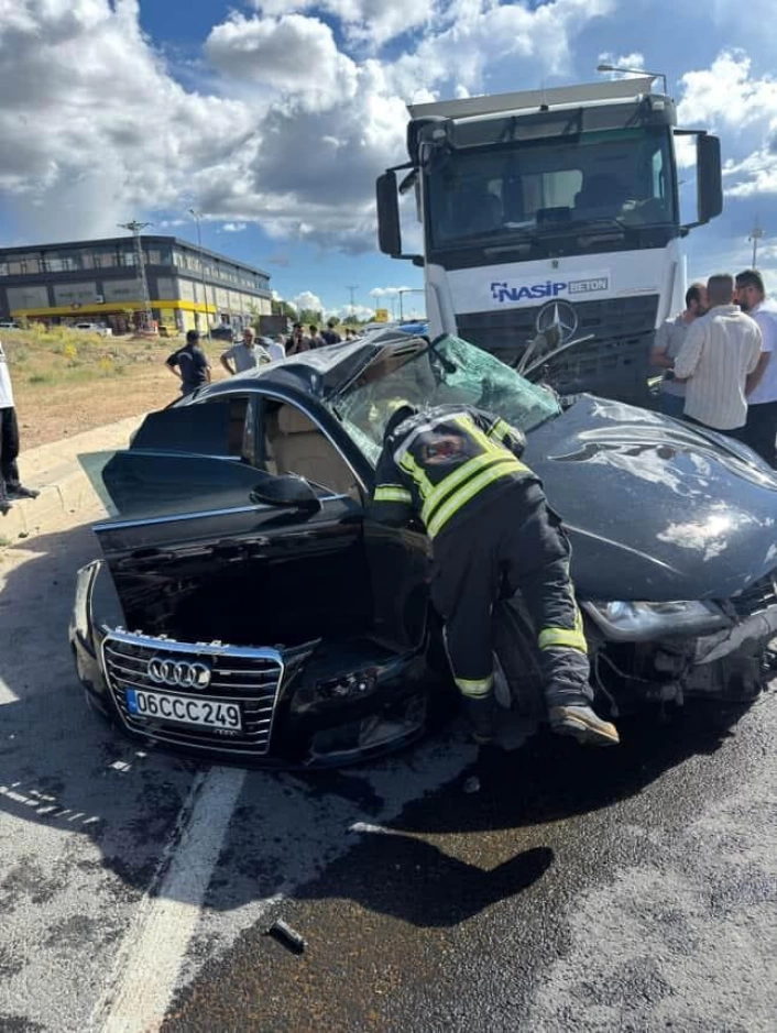 Elazığda trafik kazası: 2 yaralı
