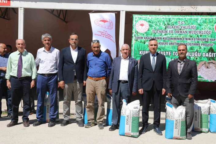 Elazığda yüzde 75 hibeli 15 ton tohum dağıtılmaya başlandı

