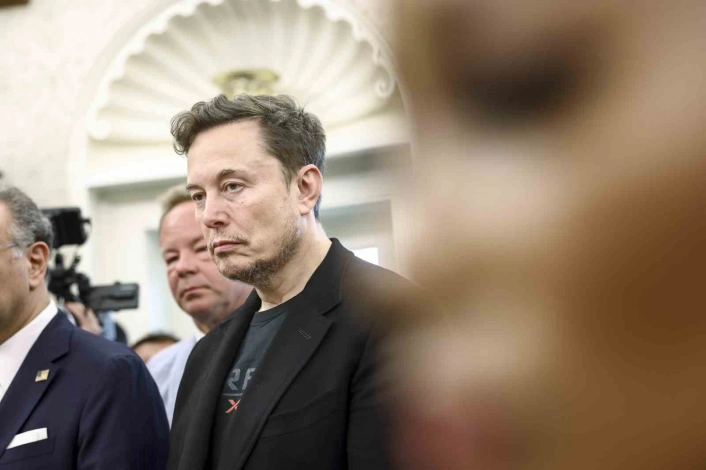 Elon Musktan Trumpın vergi tasarısına sert tepki: 