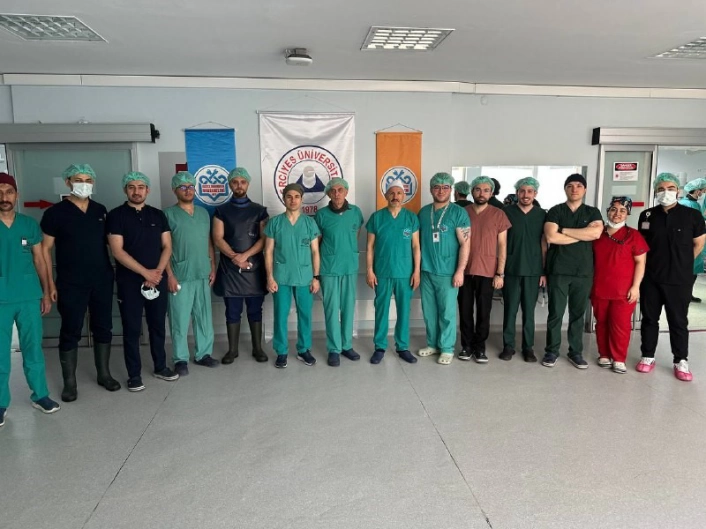 ERÜ, Holmium/Thulium Lazer ve Robotik RIRS Kursuna ev sahipliği yaptı
