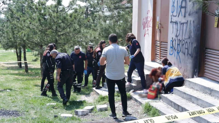 Eşini öldüren kocaya haksız tahrik indirimi
