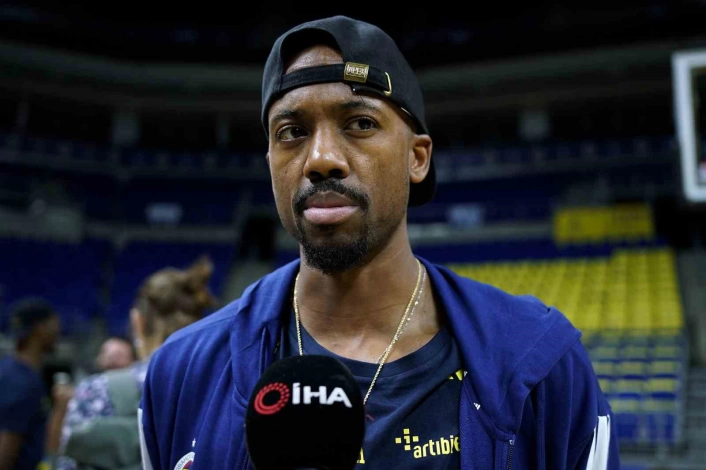 Fenerbahçeli Errick McCollumdan şampiyonluk değerlendirmesi
