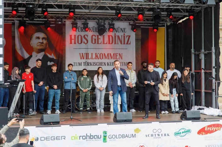 Fırat Arslan ve Gökhan Arslan, Stuttgartta buluştu
