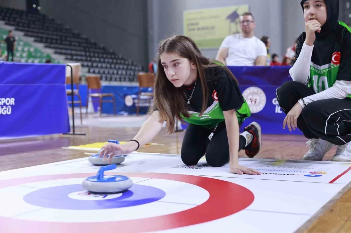 Floor Curling Türkiye Şampiyonası heyecanı Denizlide yaşandı

