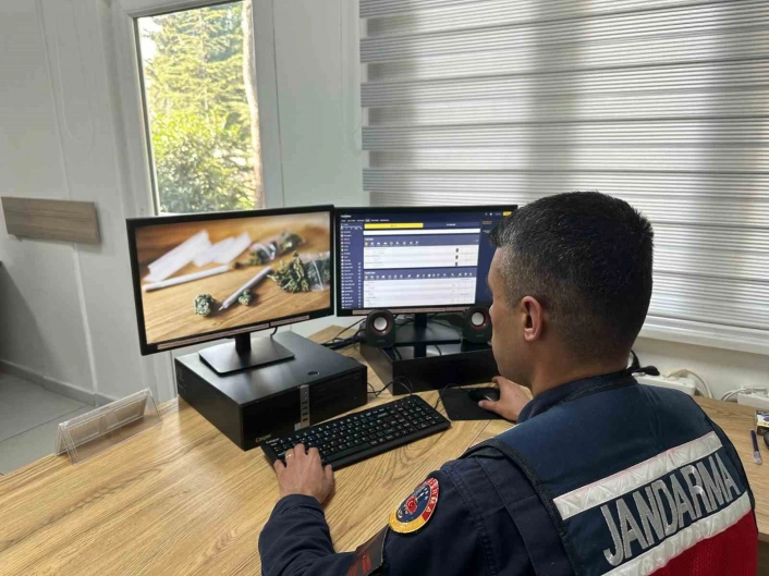 Gaziantepte 322 bin liralık siber dolandırıcılık şüphelisi 18 şahıs yakalandı
