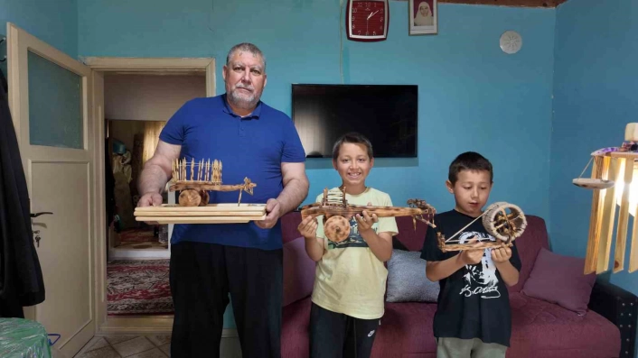 Gedizli usta Yusuf Kartalın ahşap tutkusu
