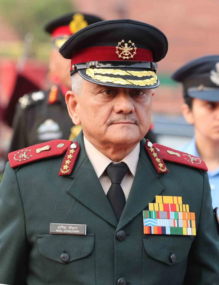 Hindistan, Pakistanın Hint uçaklarını düşürdüğünü ilk kez doğruladı
