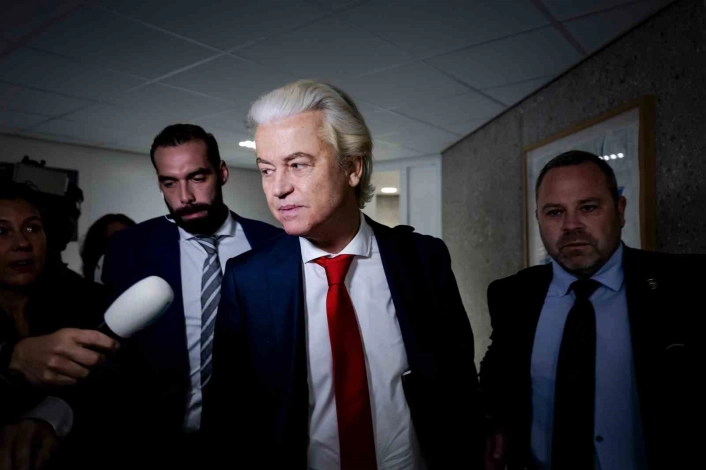 Hollandada 29 Ekimde seçime gidilecek
