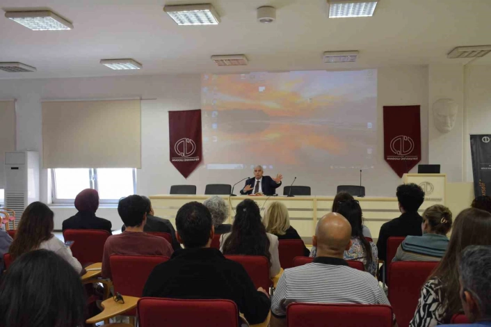 İBFde UİB Oryantasyon Programı gerçekleştirildi

