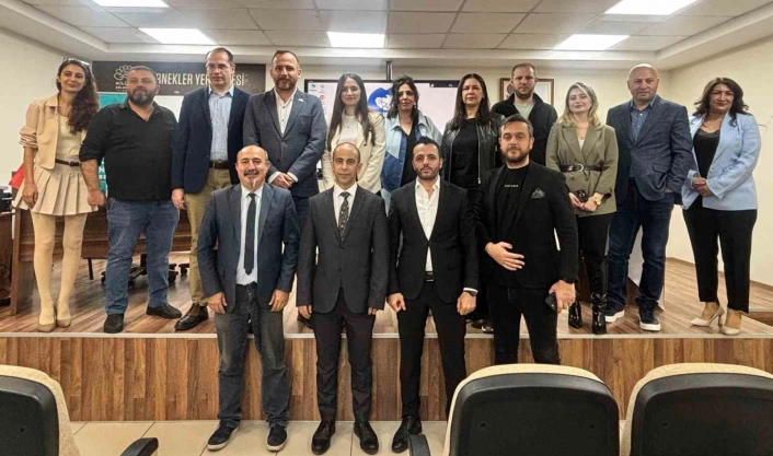 İGDde Mesut Demir güven tazeledi
