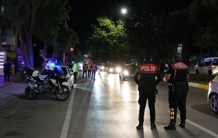 Ispartada bir saatte 12 araç ve sürücüsüne idari para cezası uygulandı
