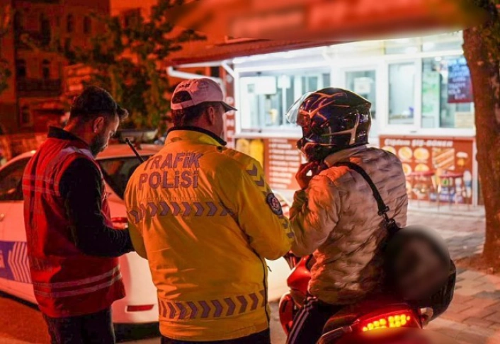 Ispartada gece uygulaması: 32 sürücüye cezai işlem uygulandı
