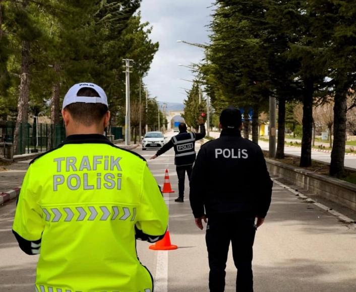 Ispartada son 1 haftadaki denetimlerde aranan 47 şahıs yakalandı
