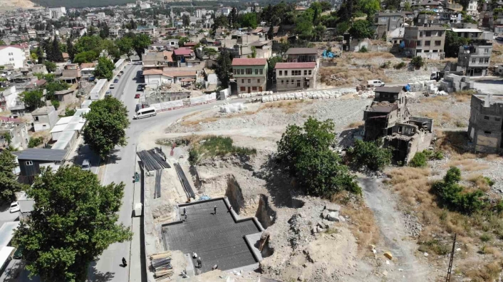 Kahramanmaraşta yerinde dönüşüm çalışmaları hızla ilerliyor
