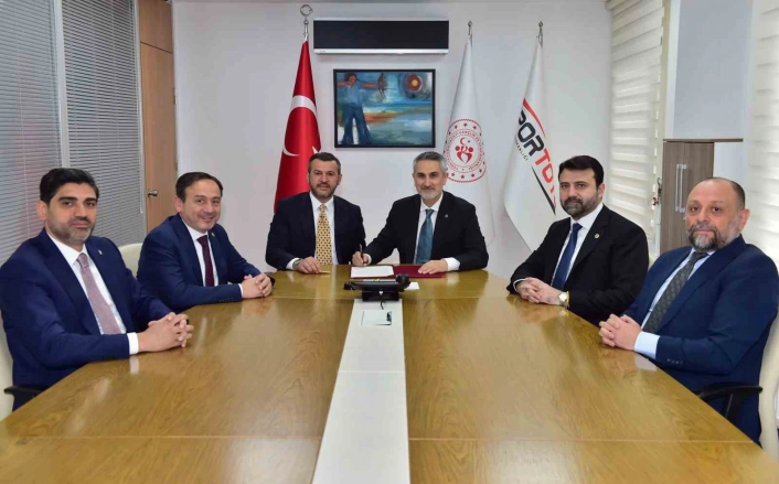 Karabükün 28 mahallede spor alanları yenileniyor
