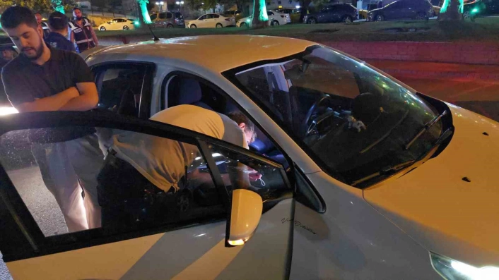 Karadeniz Ereğlide polisten bayram öncesi huzur ve güven uygulaması
