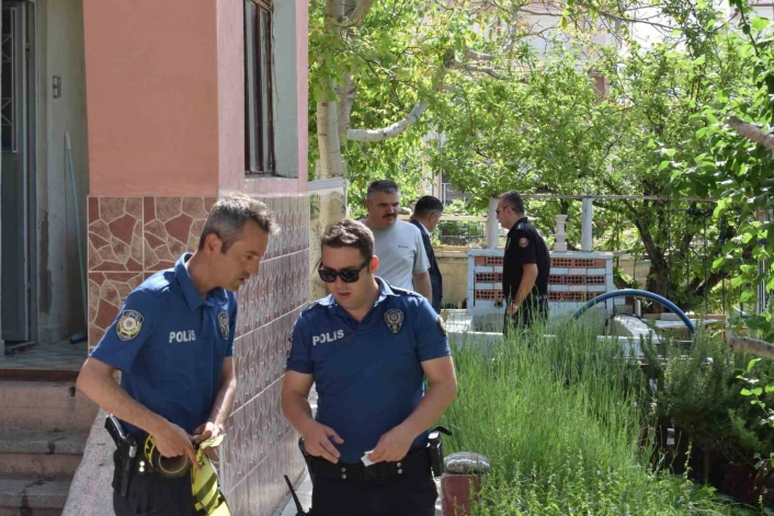 Karamanda havuza düşen 3 yaşındaki çocuk yaşam mücadelesi veriyor
