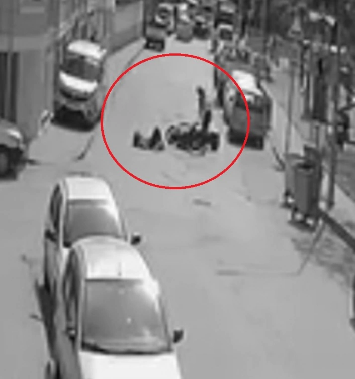 Karşıya geçen kadına çarptı, yaralıyı olay yerinde bırakıp kaçtı
