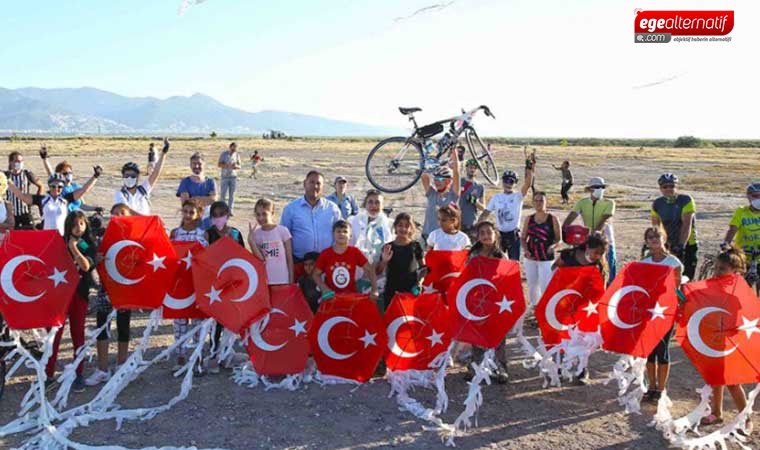 Karşıyaka'da TOKİ’nin sattığı alanda uçurtma şenliği