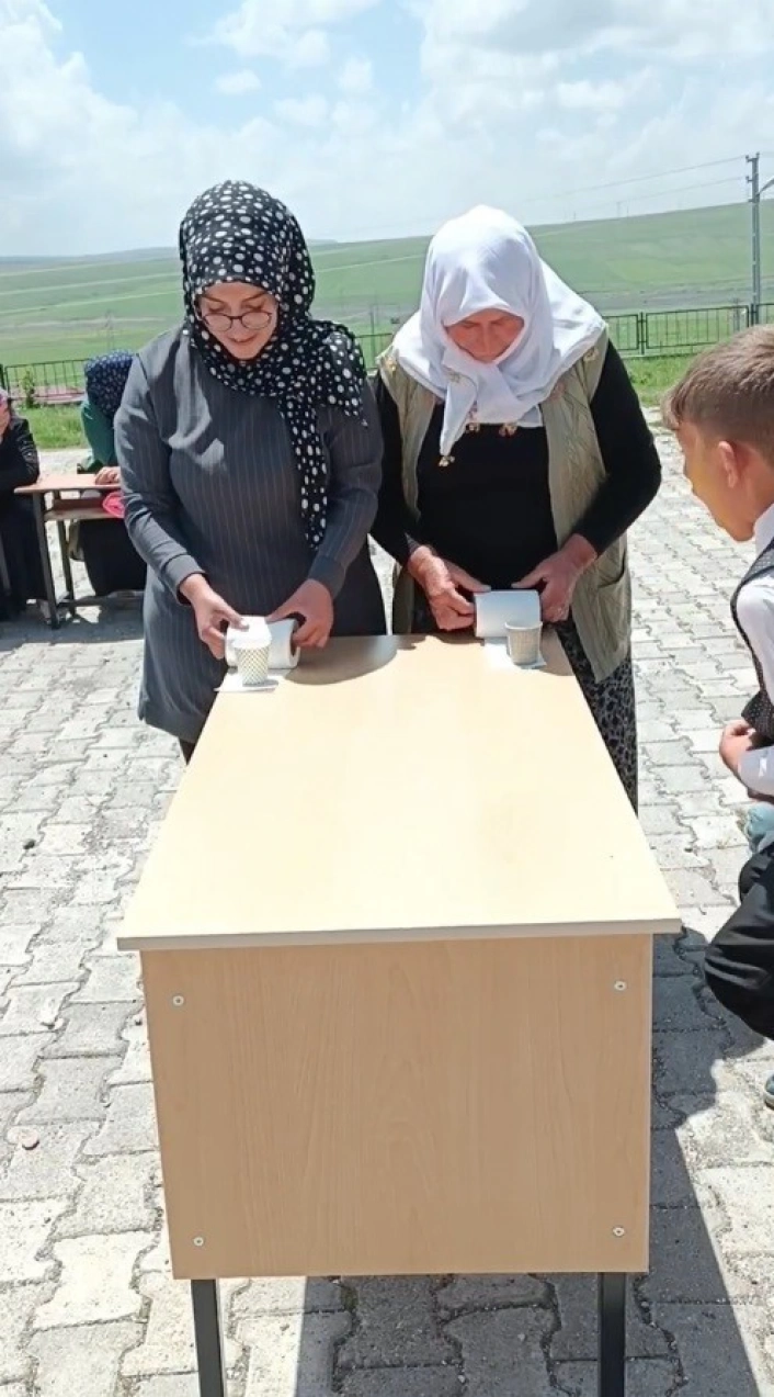 Karsta 2025 Aile Yılı ve Maarif Modeli Ebeveyn Okulu eğitimi
