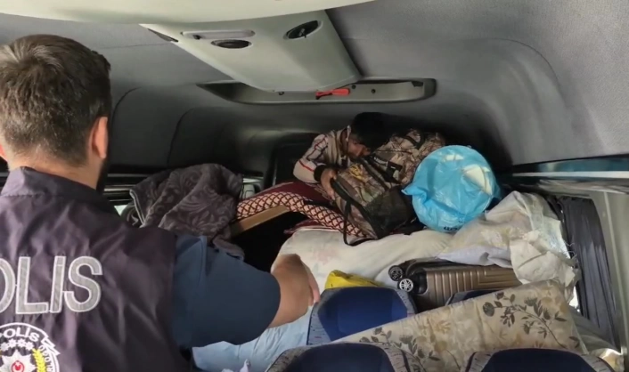 Kastamonuda 8 düzensiz göçmen yakalandı

